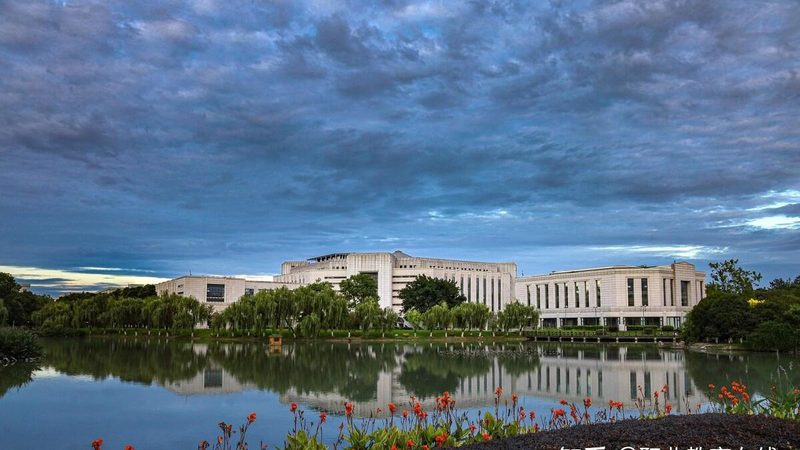 揭秘电子加工定制流程：从设计到成品的秘密之旅